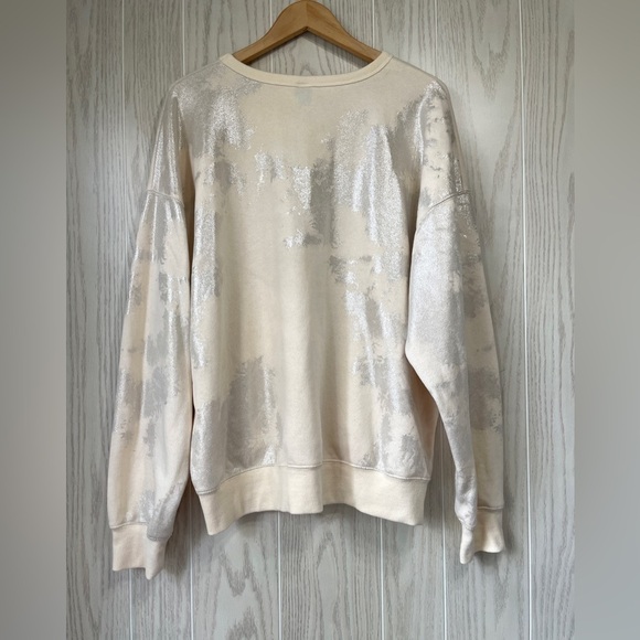 Women's Oversized Sweatshirt XL Long Sleeve Wild Fable Cream Metallic NWOT - Picture 4 of 4
